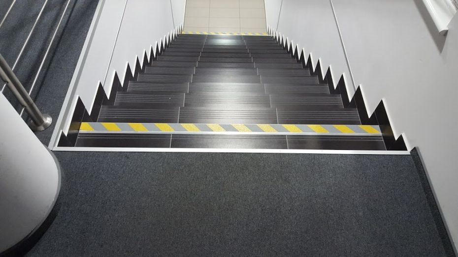 Nakładka aluminiowa 1500x67x30mm